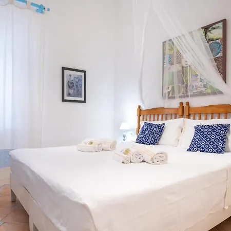 Cozy Baunei Escape *